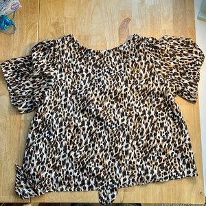 Leopard bow back top